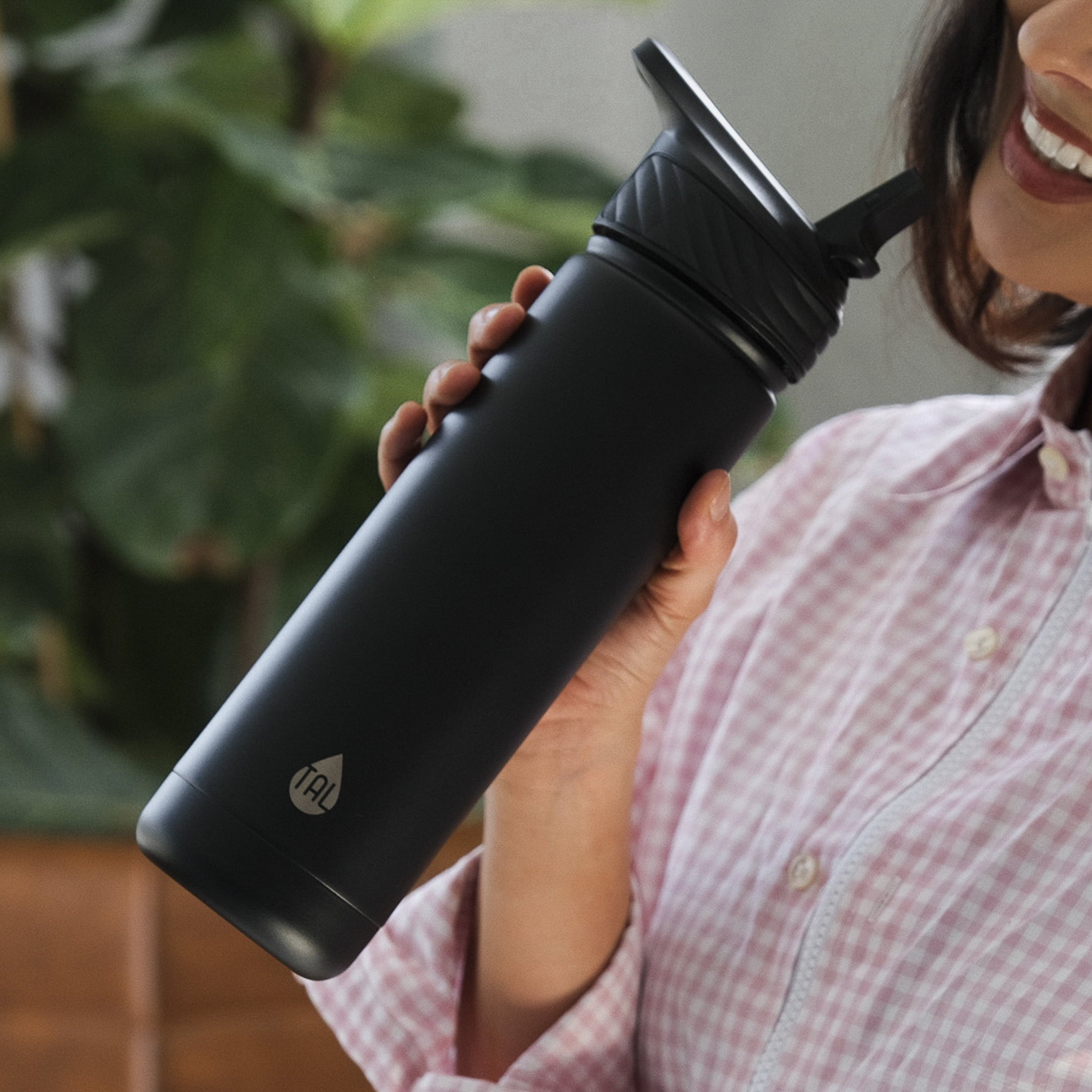 26oz Stainless Steel Ranger Water Bottle with Easy Sip Straw, Black - Image 5